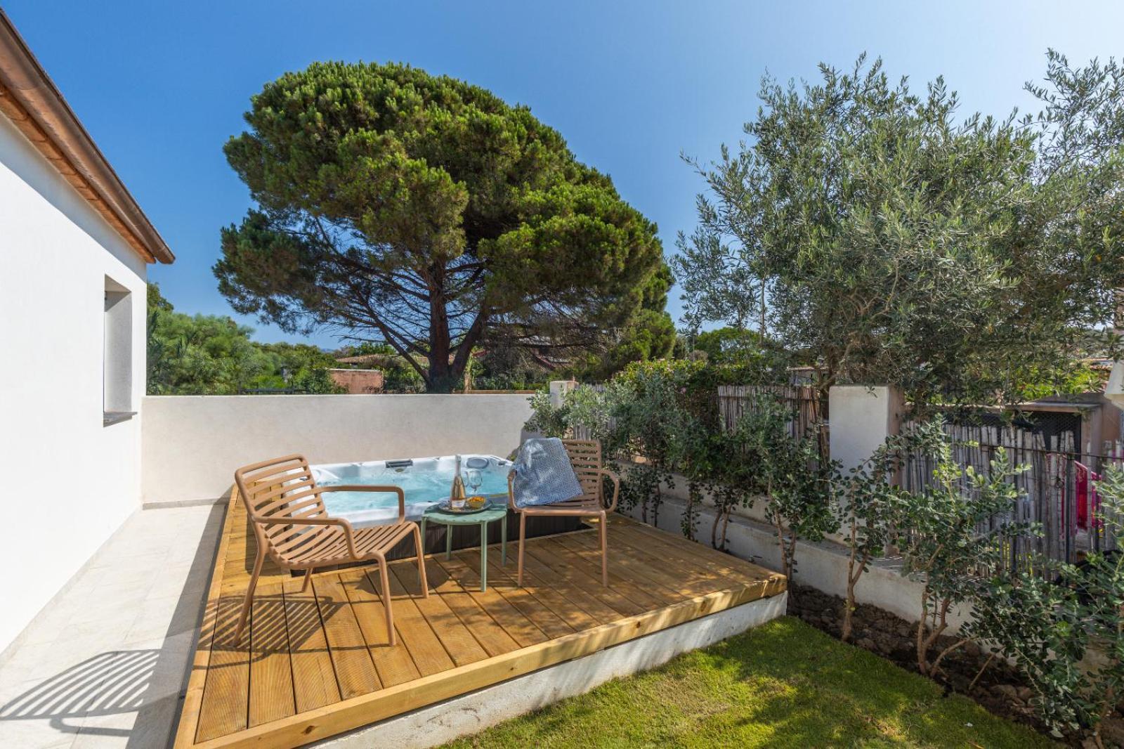 Residence Villa Giulia 阿尔巴塔克斯 外观 照片